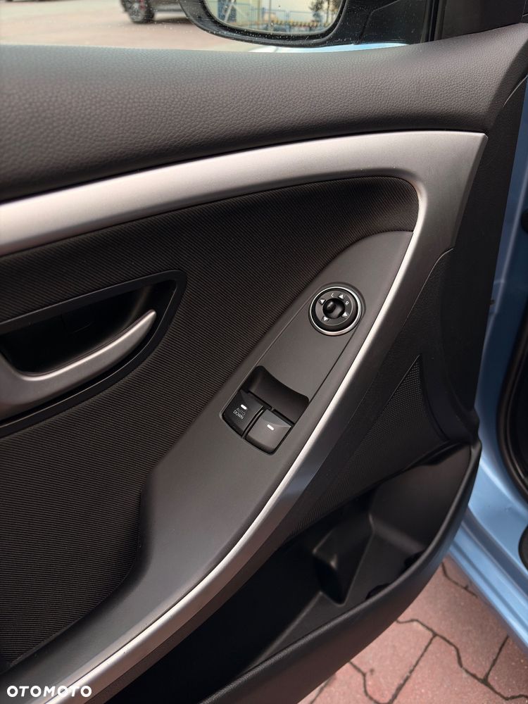 Hyundai i30 1.4 Classic + - 14