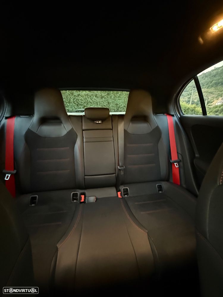 Mercedes-Benz A 45 AMG S 4Matic+ - 11