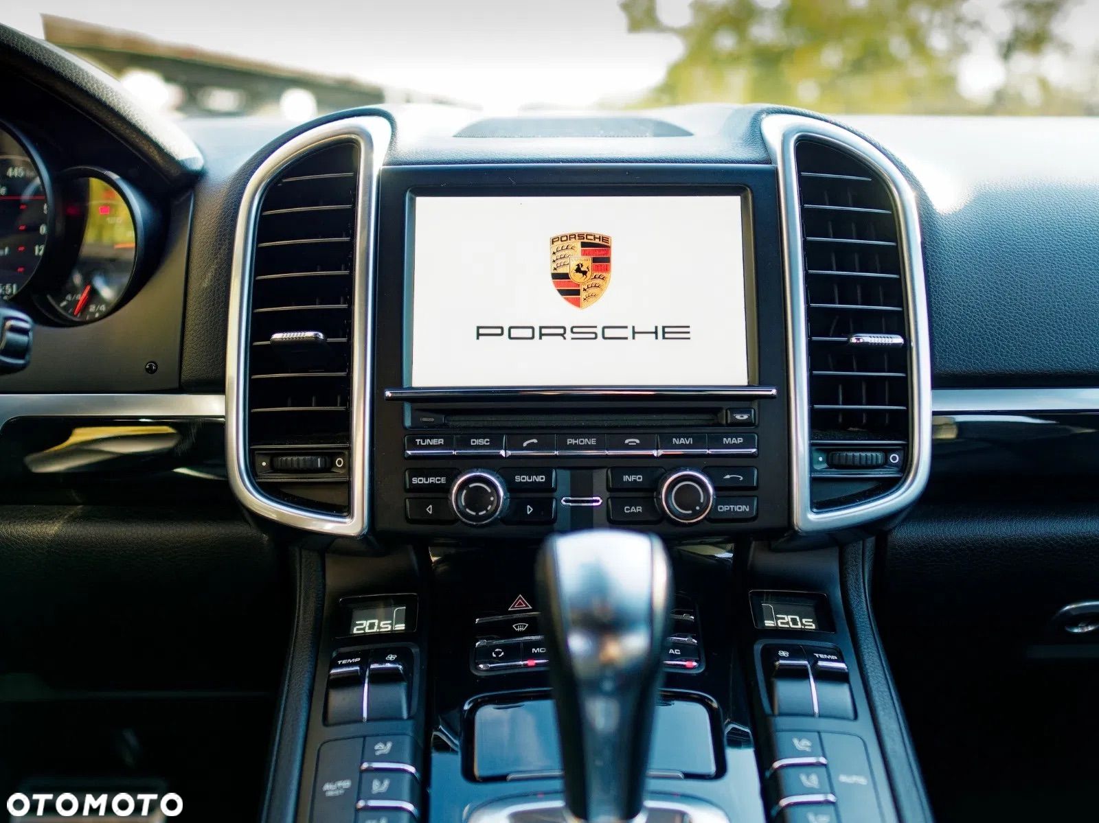 Porsche Cayenne S - 1