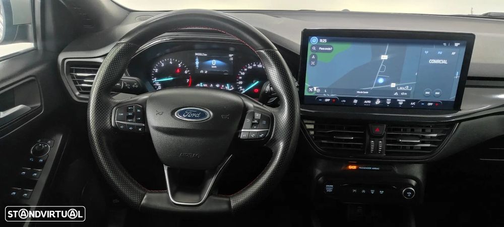 Ford Focus 1.0 EcoBoost MHEV ST-Line - 26