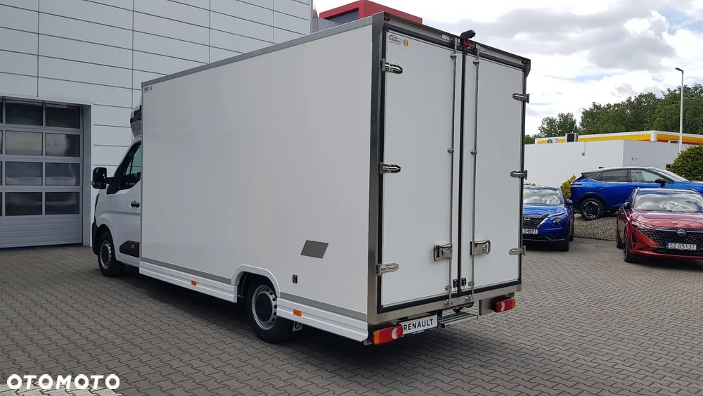Renault Master Kontener na platformie - 5