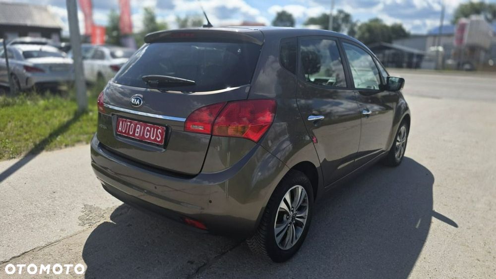 Kia Venga - 6