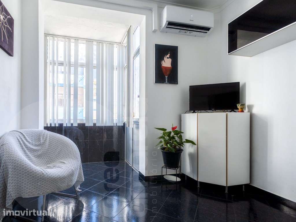 Apartamento T3 Luminoso com 90m2 | Amora - Grande imagem: 5/22