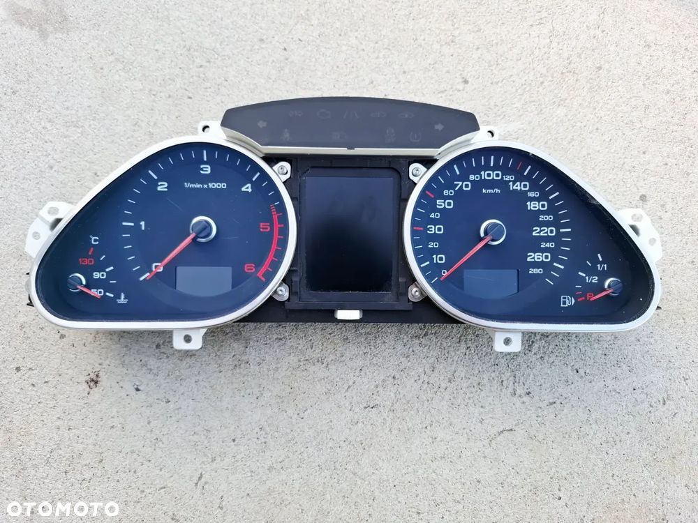 Licznik Zegar Kolor Fis Audi A6 C6 Lift Europa 4F0920933Q - 2