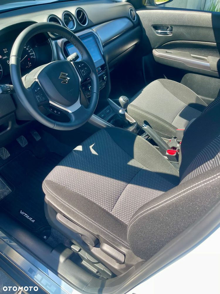 Suzuki Vitara 1.4 Boosterjet mHEV Premium Plus 2WD - 11