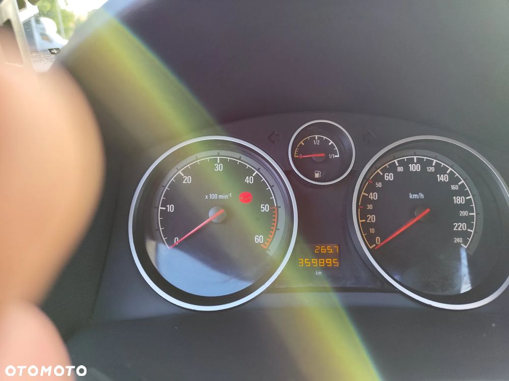 Opel Astra 1.9 CDTI Enjoy - 6