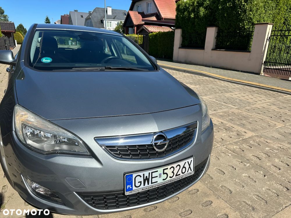 Opel Astra 1.4 Turbo Edition - 10