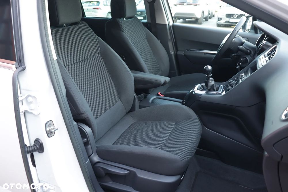 Peugeot 5008 HDI FAP 150 Allure - 31