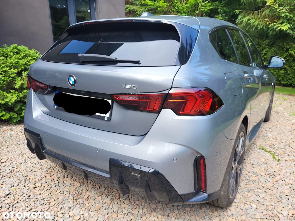 BMW Seria 1 120 mHEV - 3