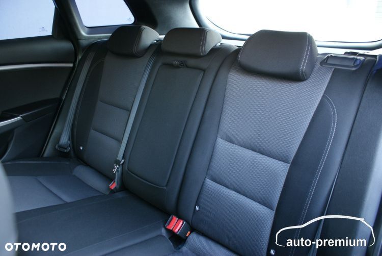 Hyundai i30 blue 1.6 GDI Trend - 25