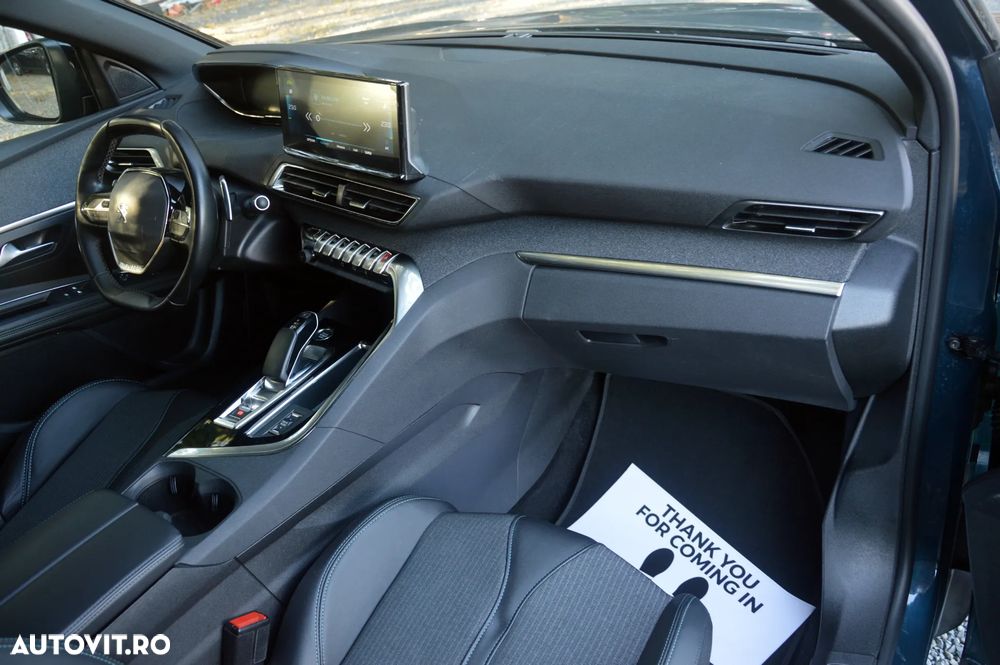 Peugeot 3008 225 e-EAT8 Allure - 23