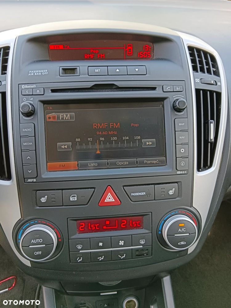 Kia Ceed 1.4 Comfort + - 17