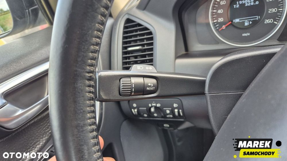 Volvo XC 60 - 19
