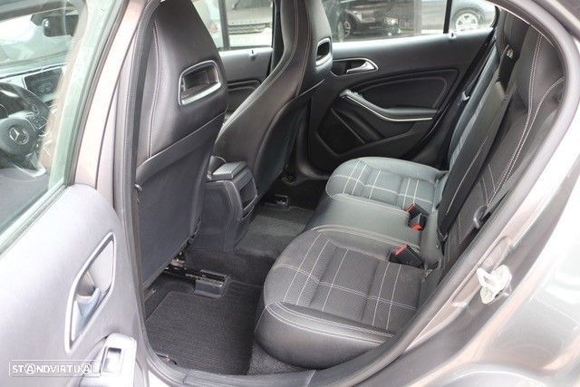 Mercedes-Benz GLA 180 CDI Urban Aut. - 17