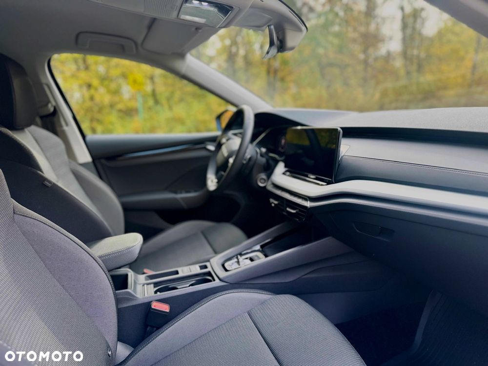 Skoda Octavia 2.0 TDI Selection DSG - 10