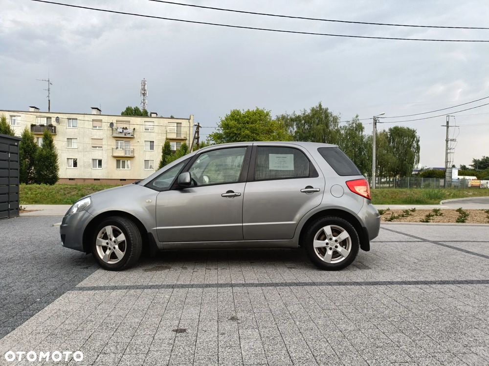 Suzuki SX4 1.6 Premium - 3