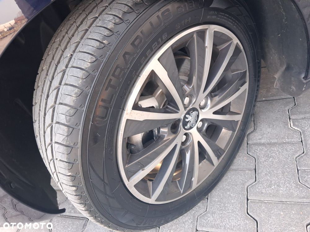 Peugeot 308 PureTech 130 Allure Pack - 25