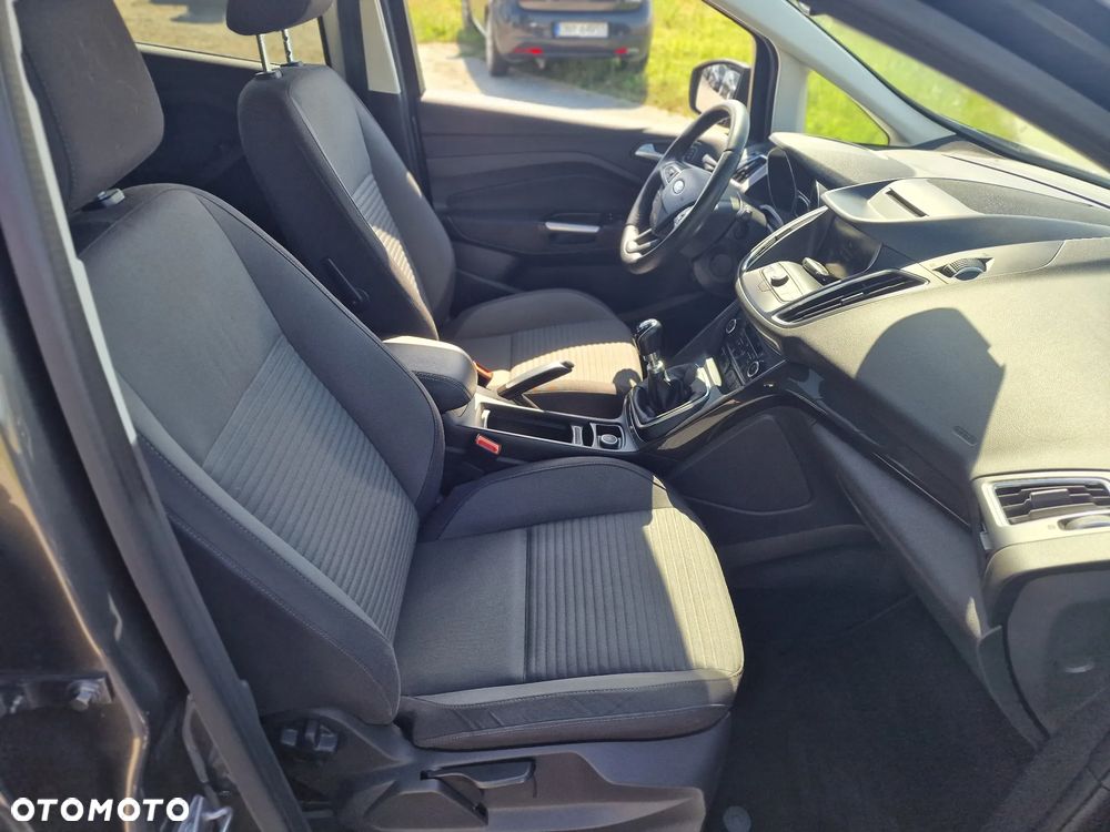 Ford C-MAX 2.0 TDCi Start-Stop-System Titanium - 24