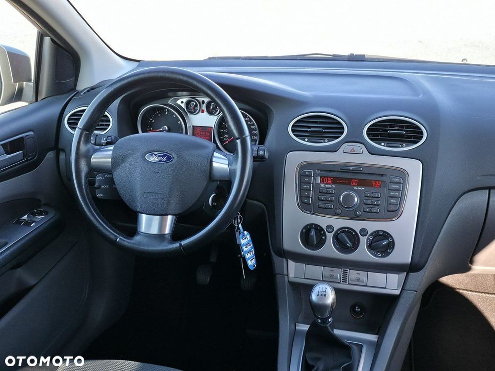 Ford Focus - 13