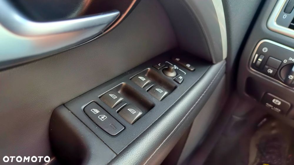 Volvo V70 D4 Geartronic Momentum - 14