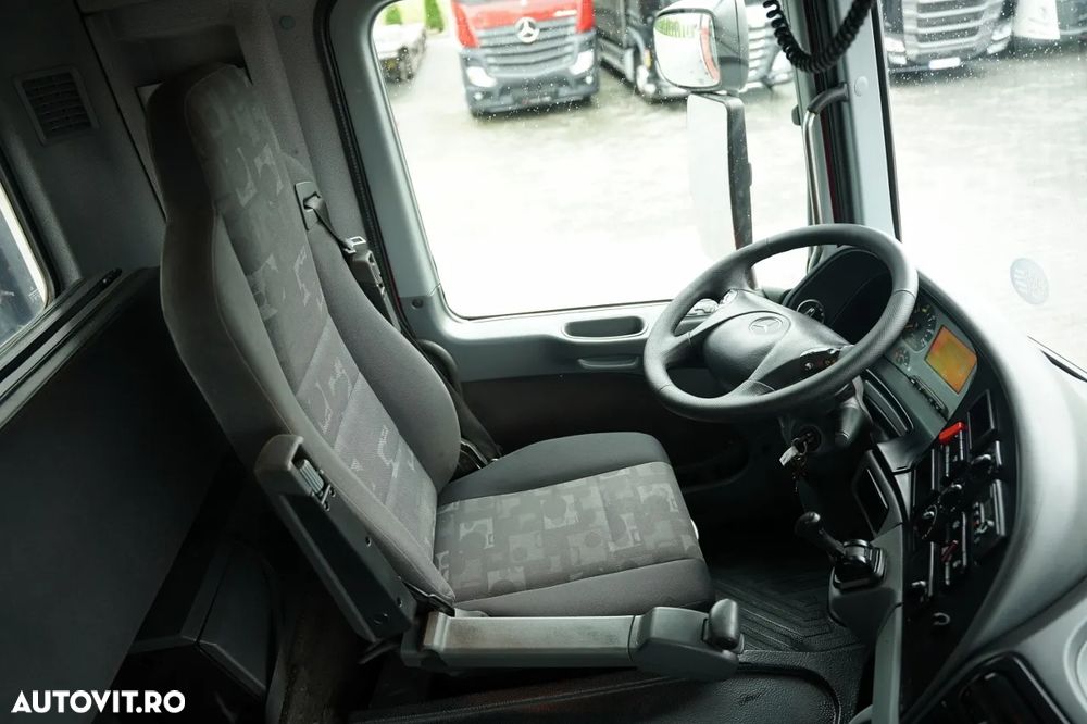 Mercedes-Benz AROCS 2636 / 6x4 / CAROSERIE CU OBOARE RABATABILE - 6,6 M / MACARAUA PALFINGER PK 23 500 / CAPACITATE MAX. DE RIDICARE: 10.000 KG / TELECOMANDĂ / TRANSMISIE AUTOMATĂ - 30