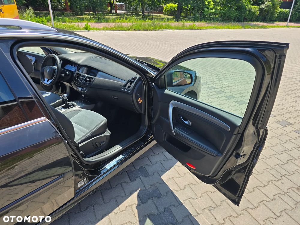Renault Laguna 2.0 dCi Initiale ESM - 20