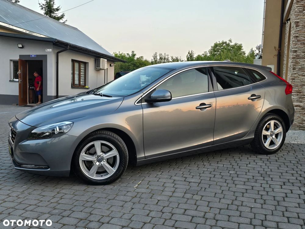 Volvo V40 T2 Drive-E Summum - 5