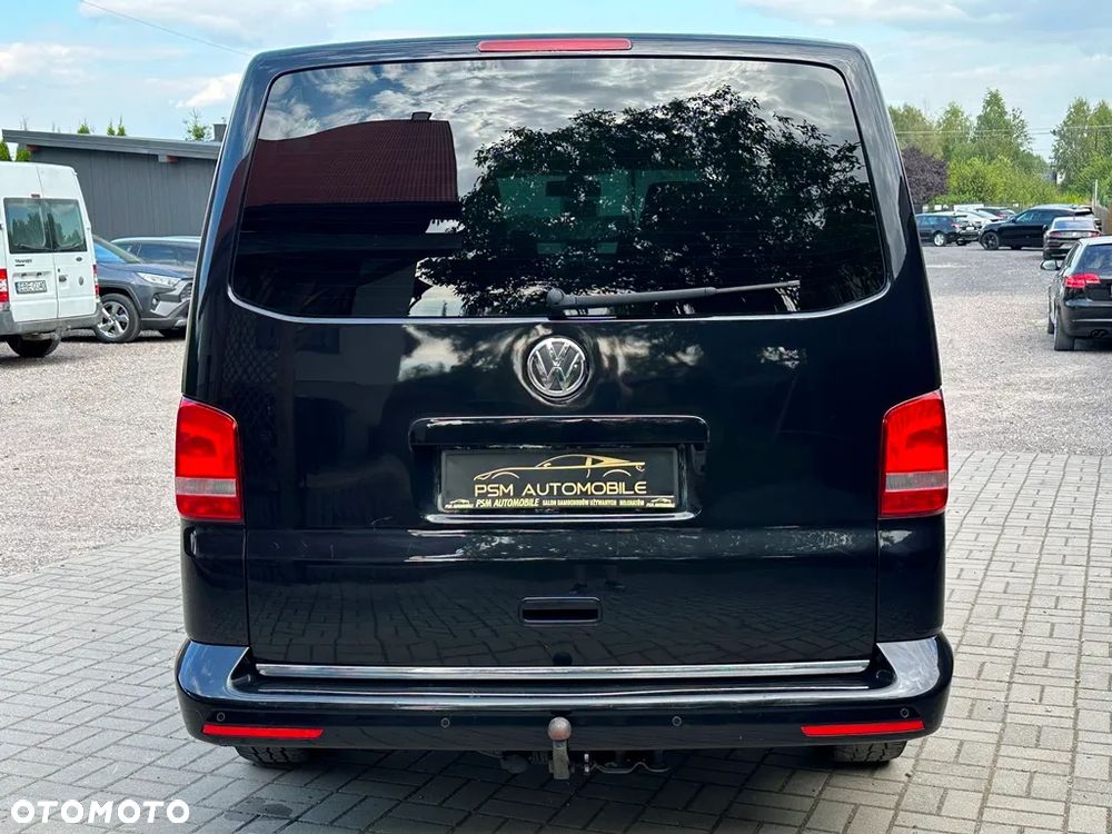 Volkswagen Multivan - 10