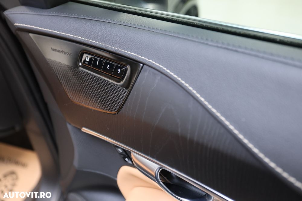 Volvo XC 90 T8 AWD Recharge Plus Bright - 32