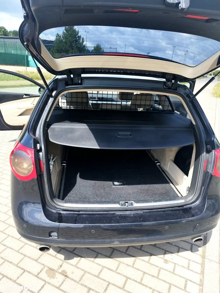 Volkswagen Passat - 8