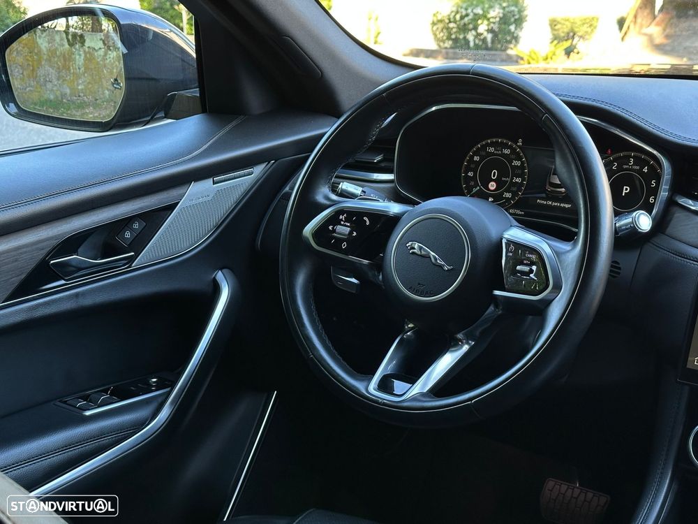 Jaguar F-Pace 2.0 P400e AWD - 24