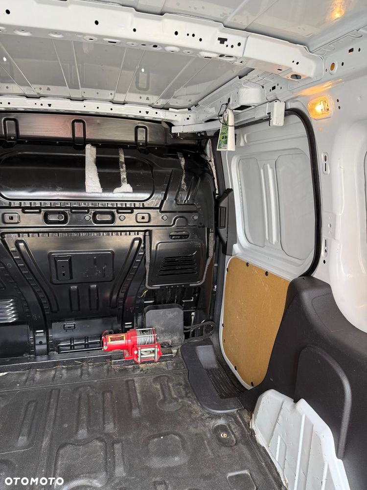 Ford Transit Connect 220 L1 Trend - 19