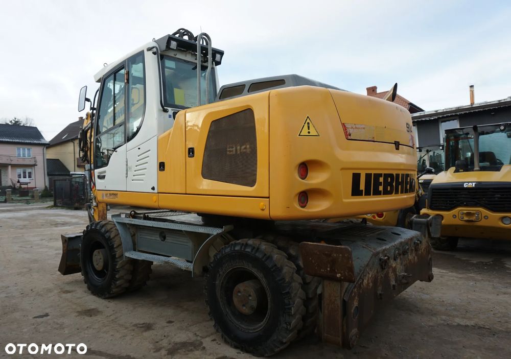 Liebherr A 914 - 4