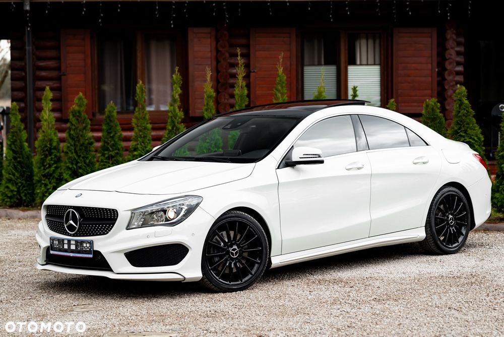 Mercedes-Benz CLA 250 4Matic 7G-DCT AMG Line - 3