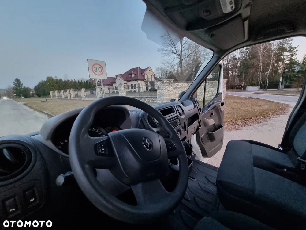 Renault Master - 24