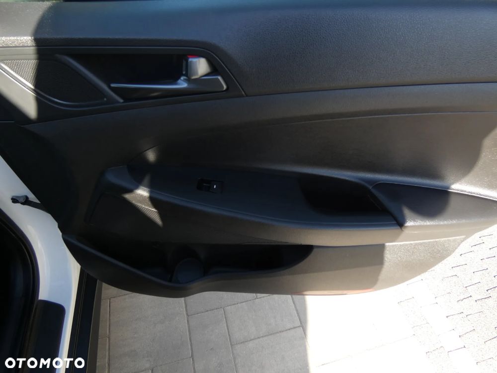 Hyundai Tucson blue 1.6 GDi 2WD Passion - 33