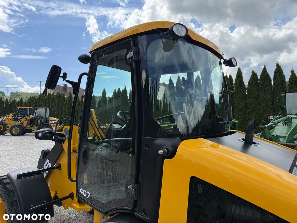 JCB 407 T4 / 2019 ROK / SILNIK 4-CYL BEZ DPF I ADBLUE / PIĘKNA / ORYGINAŁ / ZADBANA / SPROWADZONA Z NIEMIEC / MAŁE GABARYTY / SILNA / 406 408 409 60 70 M 506 509 - 24