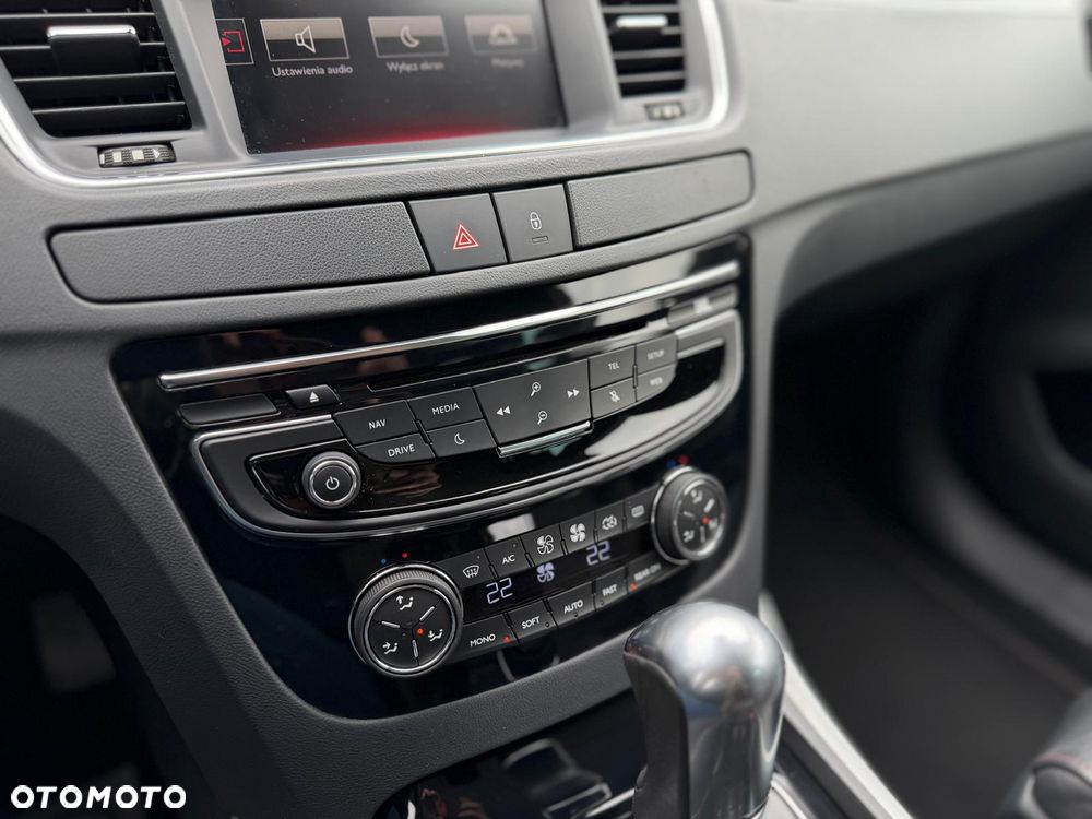 Peugeot 508 BlueHDi 180 EAT6 Stop&Start GT - 27