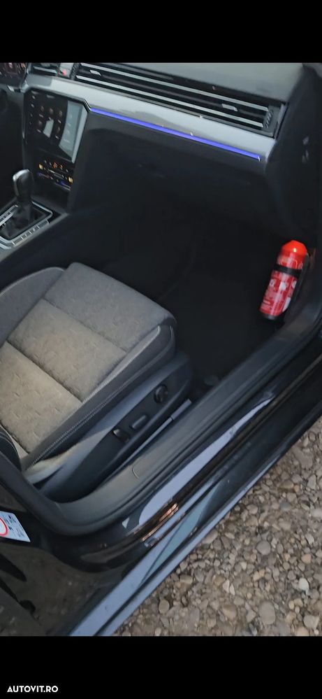 Volkswagen Passat - 21