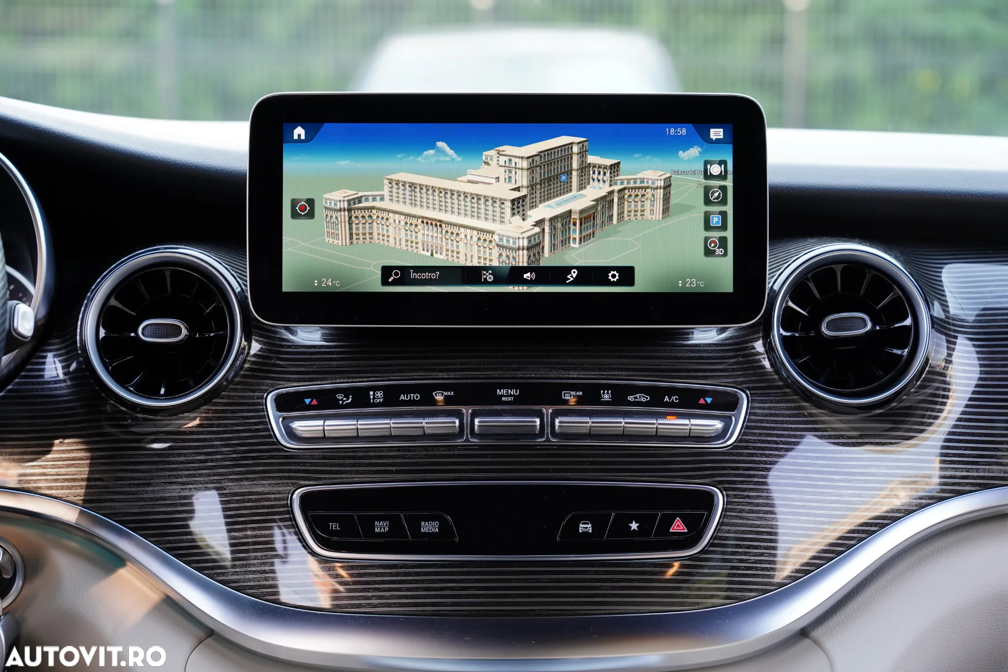 Mercedes-Benz V 250 d extralang 4Matic 9G-TRONIC Avantgarde Edition 2023 - 11