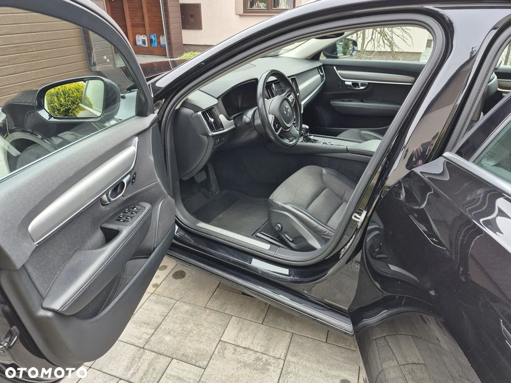 Volvo V90 D3 AWD Momentum Pro - 11