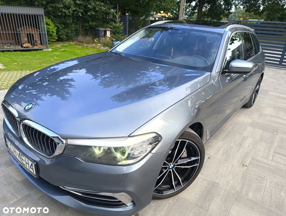 BMW Seria 5 525d Touring Luxury Line - 19