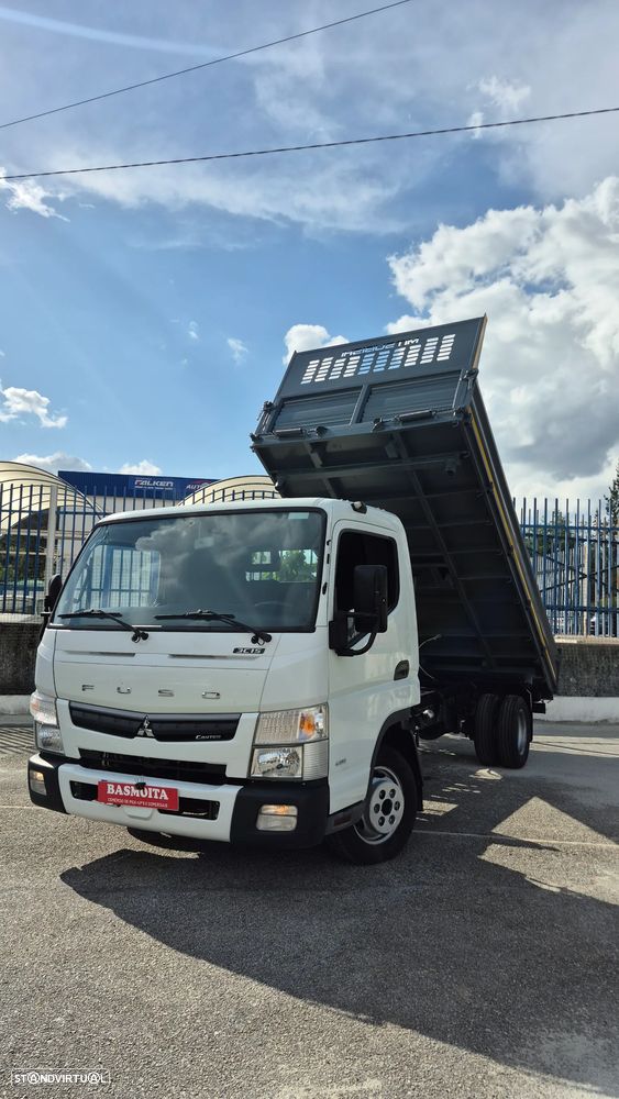 Mitsubishi Fuso canter - 1