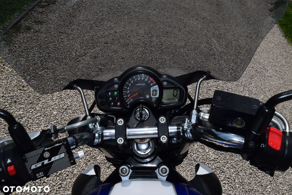 Suzuki Gladius - 4