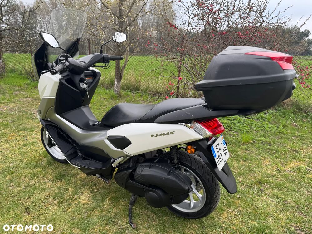 Yamaha NMAX - 3