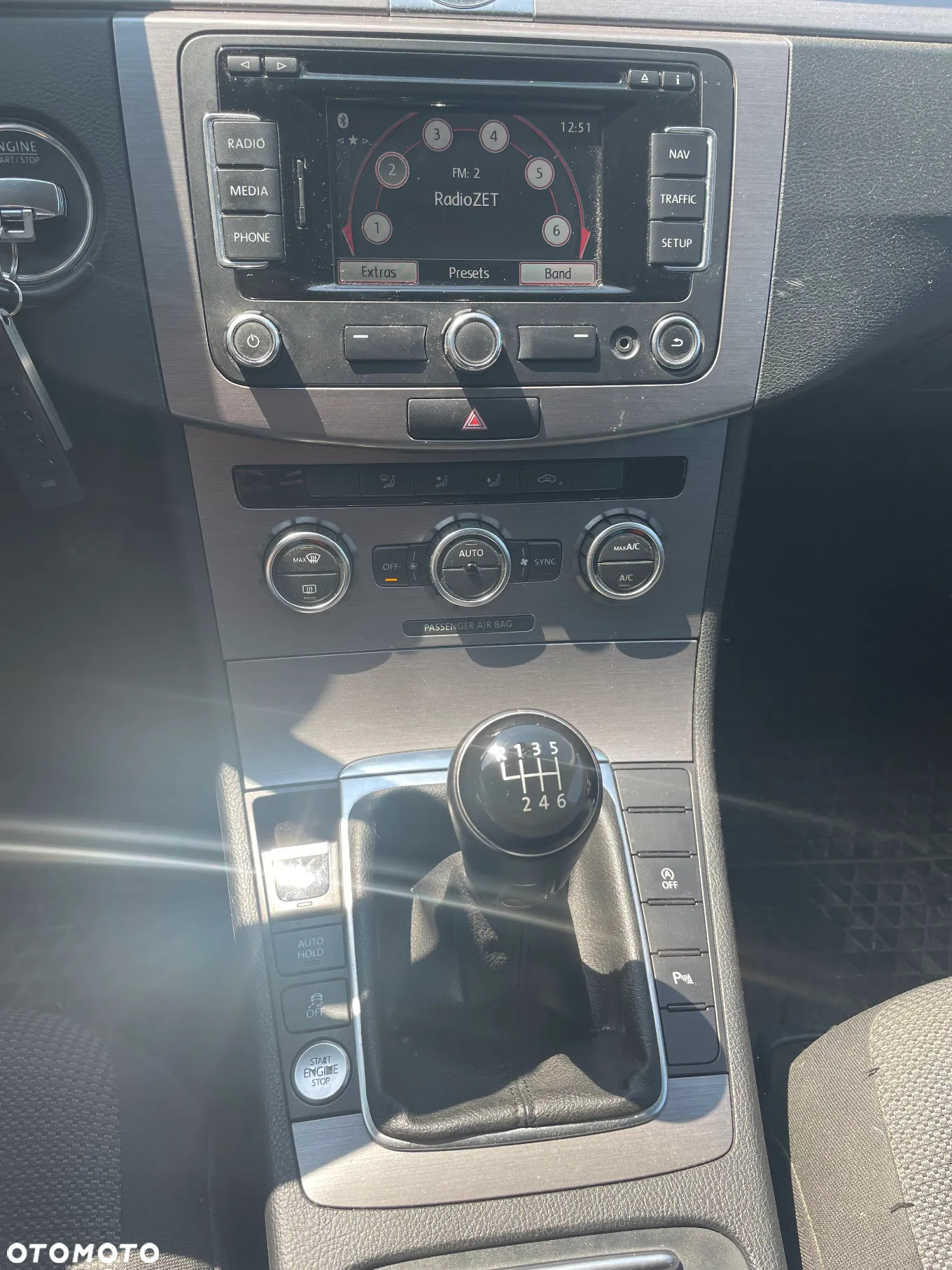Volkswagen Passat 2.0 TDI Comfortline - 8