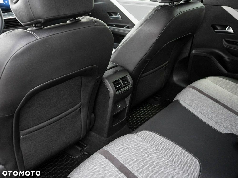 Opel Astra - 23