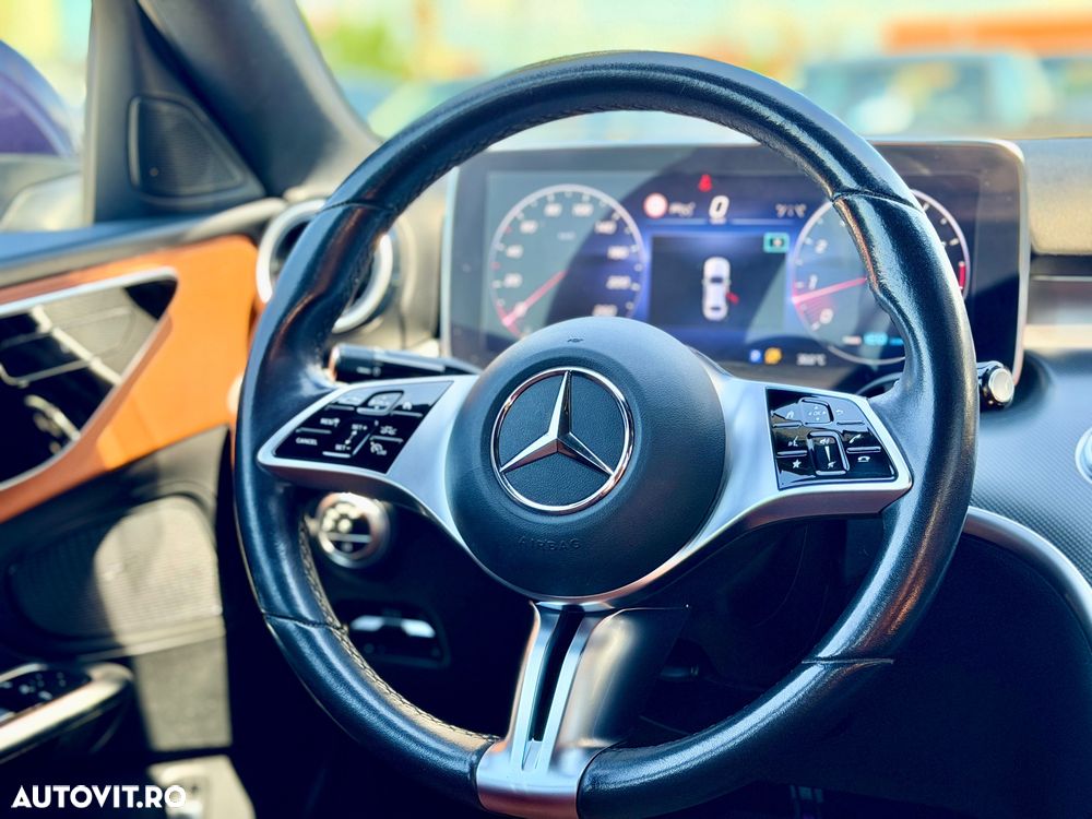 Mercedes-Benz C - 16