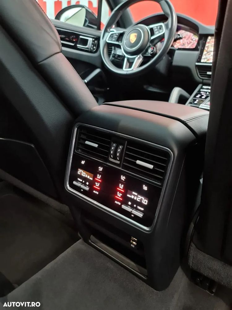Porsche Cayenne Coupe - 21