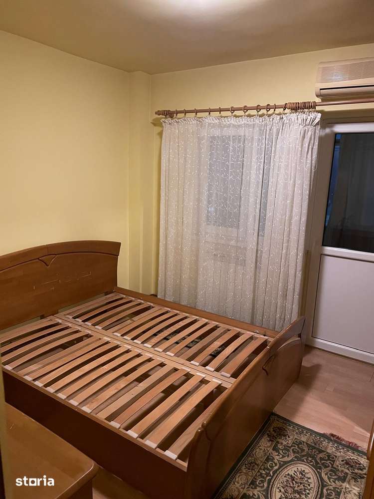 Apartament de 4 camere, central — fotografia 3
